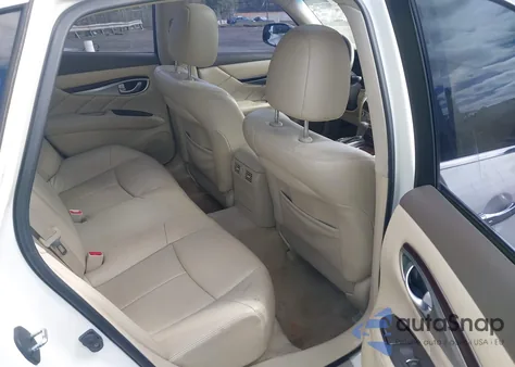 2015 Infiniti Q70 3.7 from USA, damaged, VIN JN1BY1APXFM541242